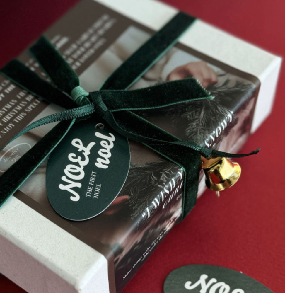 Noel Oval Gift Tags – Set of 35