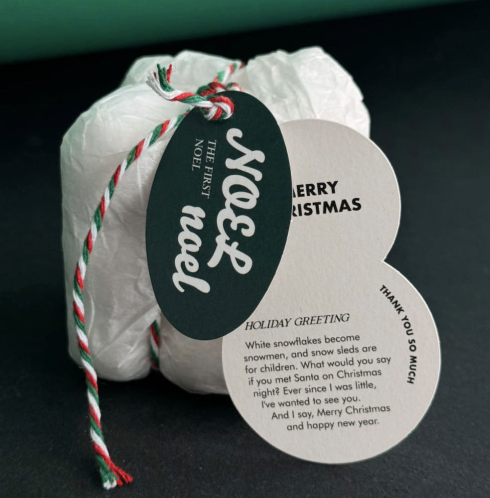 Noel Oval Gift Tags – Set of 35