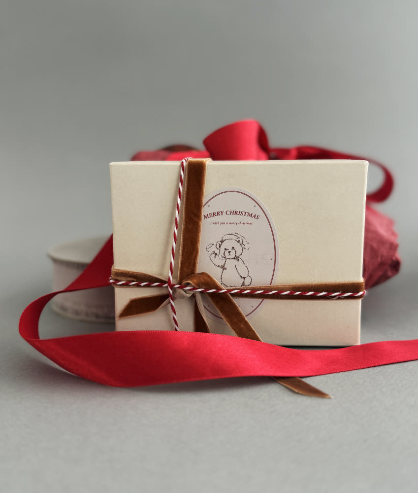 Christmas Oval Bear Stickers – Set of 50