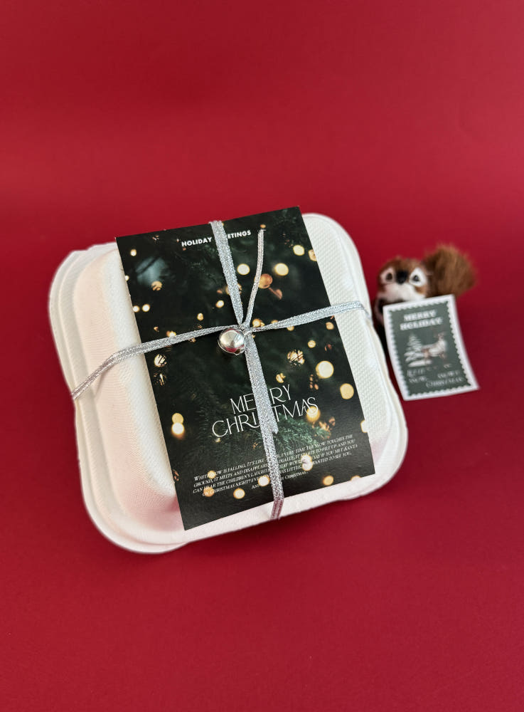 Elegant Christmas Tree Postcard– Set of 40