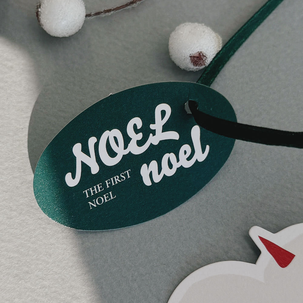 Noel Oval Gift Tags – Set of 35